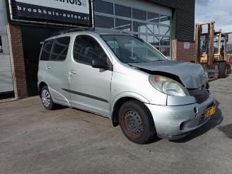 Toyota Yaris-verso Yaris Verso (P2), MPV, 1999 / 2005 1.5 16V picture 8