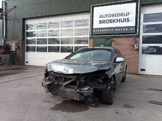Salvage car Volvo V-40 V40 (MV), Hatchback 5-drs, 2012 / 2019 2.0 D4 16V 2014/10