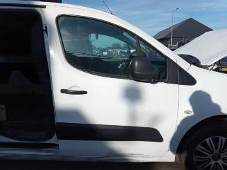 Peugeot Partner Partner (GC/GF/GG/GJ/GK), Van, 2008 / 2018 1.6 HDI 90 picture 22