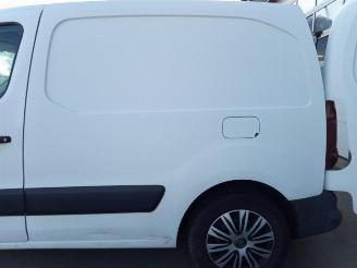 Peugeot Partner Partner (GC/GF/GG/GJ/GK), Van, 2008 / 2018 1.6 HDI 90 picture 24