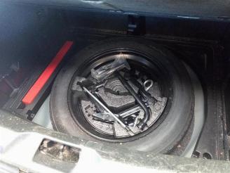 Volvo V-40 V40 (MV), Hatchback 5-drs, 2012 / 2019 1.6 T3 GTDi 16V picture 27