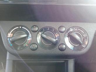 Suzuki Swift Swift (ZA/ZC/ZD1/2/3/9), Hatchback, 2005 / 2011 1.3 VVT 16V picture 25