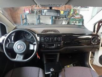 Volkswagen Up! Up! (121), Hatchback, 2011 1.0 12V 60 picture 25