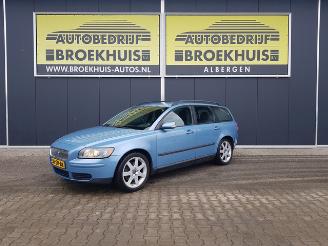 Auto incidentate Volvo V-50 2.4 Momentum 2006/1