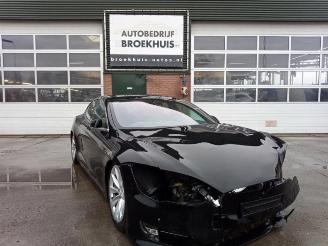 disassembly passenger cars Tesla Model S Model S, Liftback, 2012 75D 2018/8