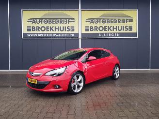 Voiture accidenté Opel Astra GTC 1.4 Turbo Sport 2013/6