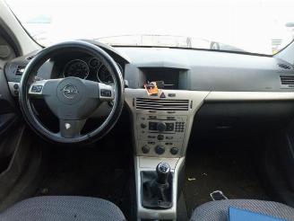 Opel Astra Astra H SW (L35), Combi, 2004 / 2014 1.8 16V picture 10