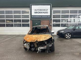 Citroën C3 C3 (SX/SW), Hatchback, 2016 1.2 12V e-THP PureTech 110 2017/4