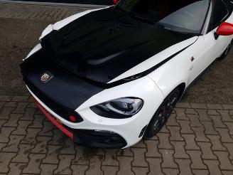 Fiat 124 1.4 MultiAir Turbo Abarth picture 10
