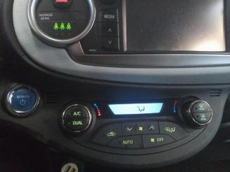 Toyota Yaris Yaris III (P13), Hatchback, 2010 / 2020 1.5 16V Hybrid picture 29