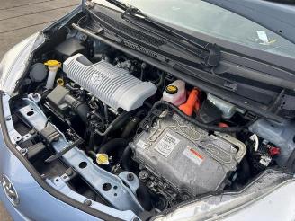 Toyota Yaris Yaris III (P13), Hatchback, 2010 / 2020 1.5 16V Hybrid picture 19
