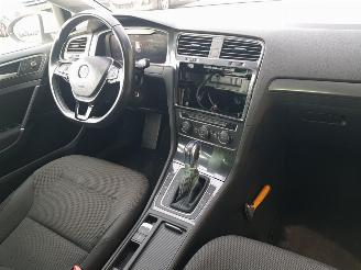 Volkswagen e-Golf e-Golf picture 13