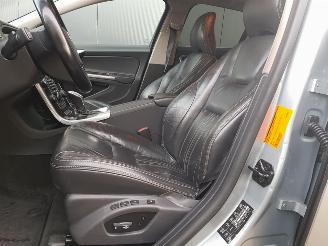 Volvo V-60 2.4 D6 AWD Plug-In Hybrid Pure Limited picture 13