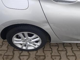 Opel Astra 1.0 Edition picture 10