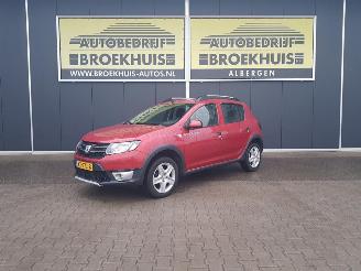 uszkodzony samochody osobowe Dacia Sandero 0.9 TCe 10th Anniversary 2015/8