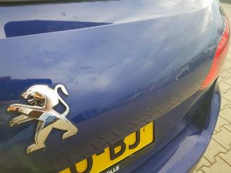 Peugeot 308 SW 1.2 PureTech Blue Lease Executive picture 15