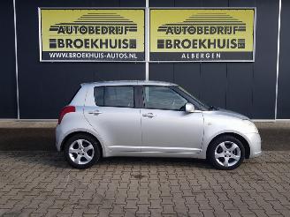 Suzuki Swift 1.3 GA picture 4