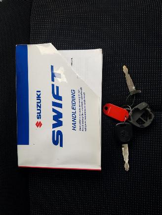 Suzuki Swift 1.3 GA picture 20
