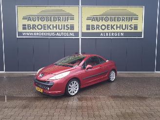 Vaurioauto  passenger cars Peugeot 207 CC 1.6-16V T Sport 2007/9