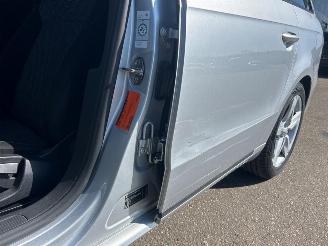 Volkswagen Passat Variant 1.6 TDI BlueMotion Executive Edition picture 14