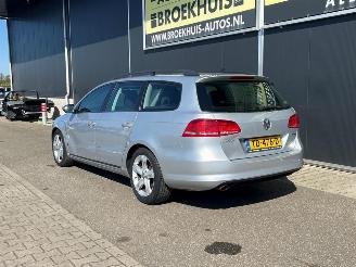 Volkswagen Passat Variant 1.6 TDI BlueMotion Executive Edition picture 8