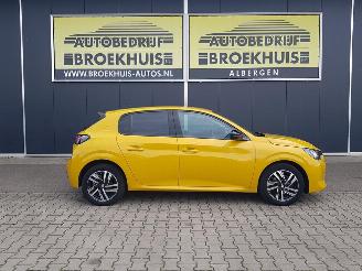 Peugeot 208 1.2 PureTech Allure Pack picture 4