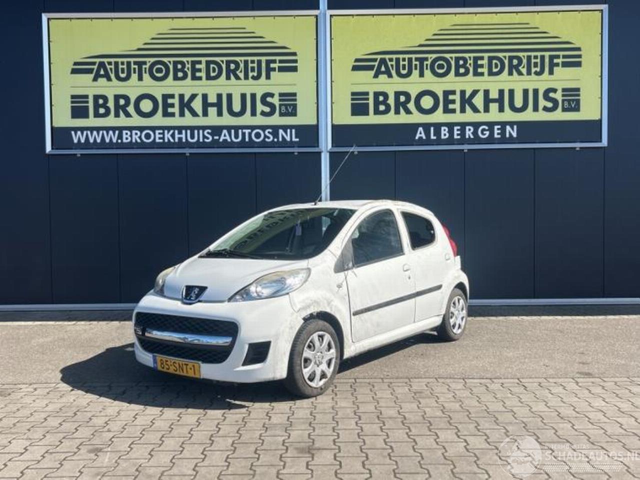 Peugeot 107 107, Hatchback, 2005 / 2014 1.0 12V