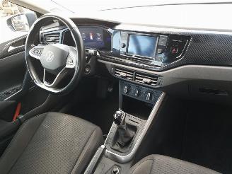 Volkswagen Polo 1.0 TSI Life picture 17