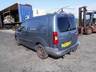 Citroën Berlingo 750 1.6HDIF 66KW LANG picture 2