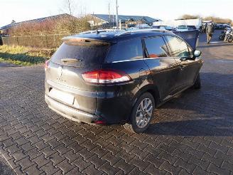 Démontage voiture Renault Clio GrandTour 0.9 TCe 2019/5