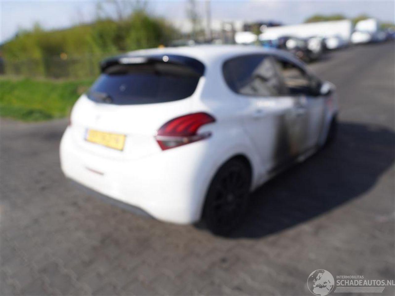 Peugeot 208 1.2 Vti