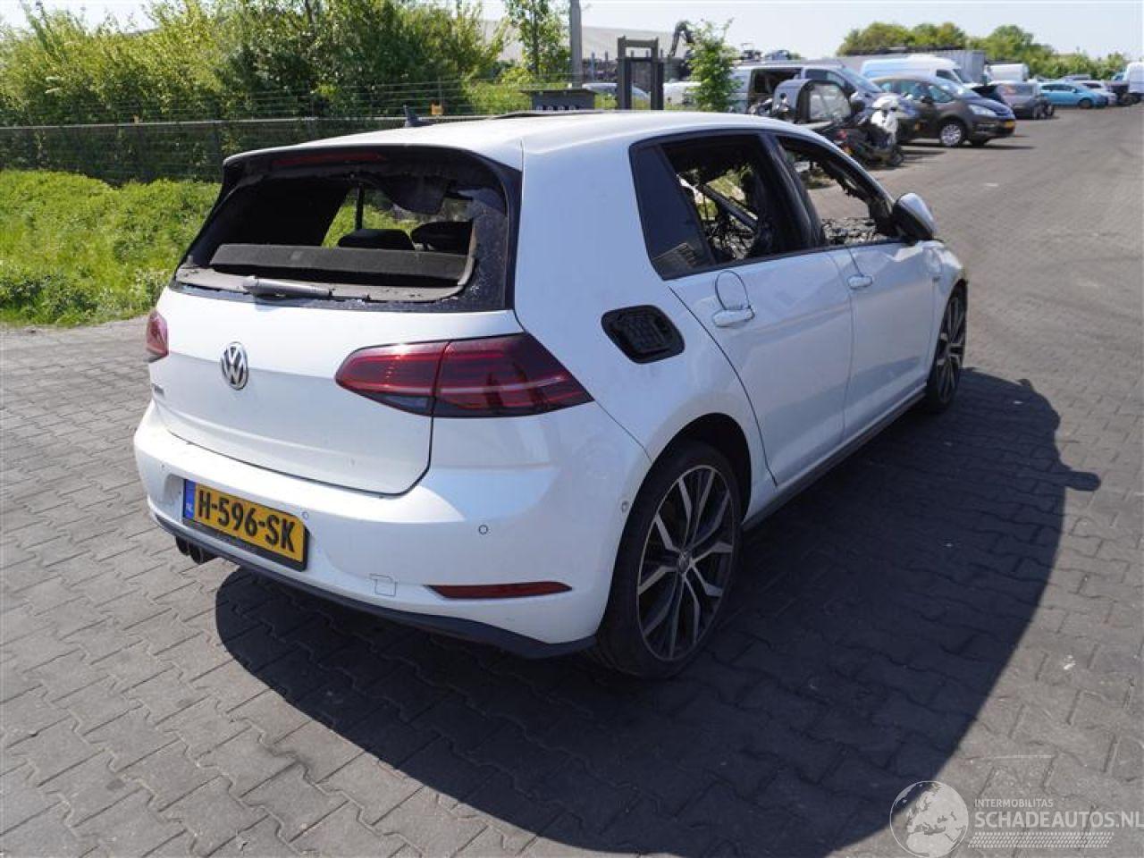 Volkswagen Golf 2.0 GTD