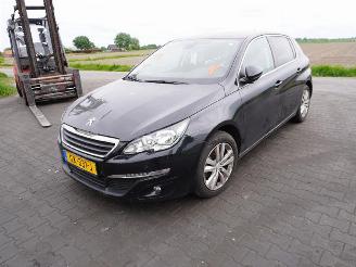 Peugeot 308 1.6 HDi picture 3