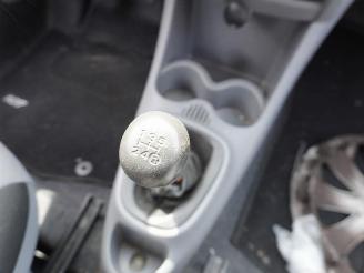 Peugeot 107 1.0 12v picture 7