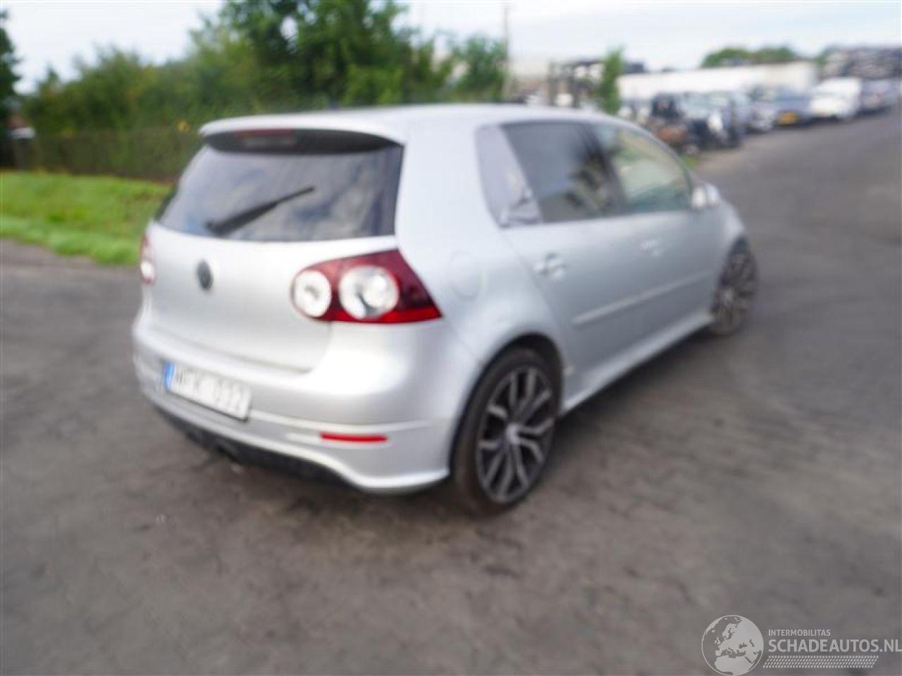 Volkswagen Golf 2.0 TDi