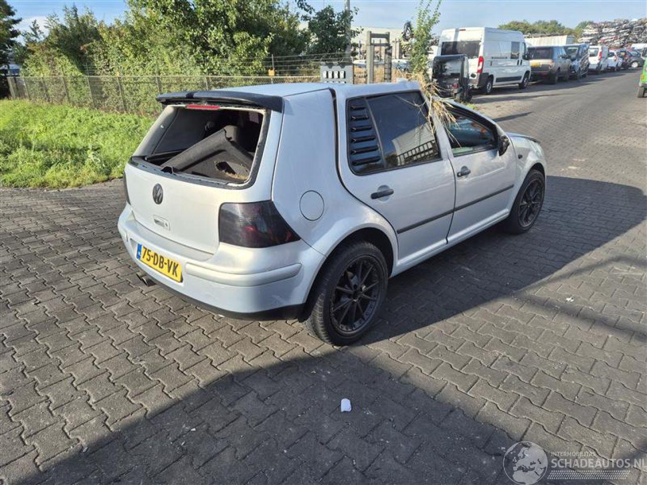 Volkswagen Golf 1.6 (AKL)