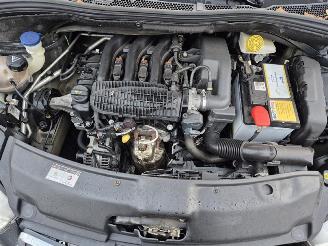 Peugeot 208 1.2 12V picture 10
