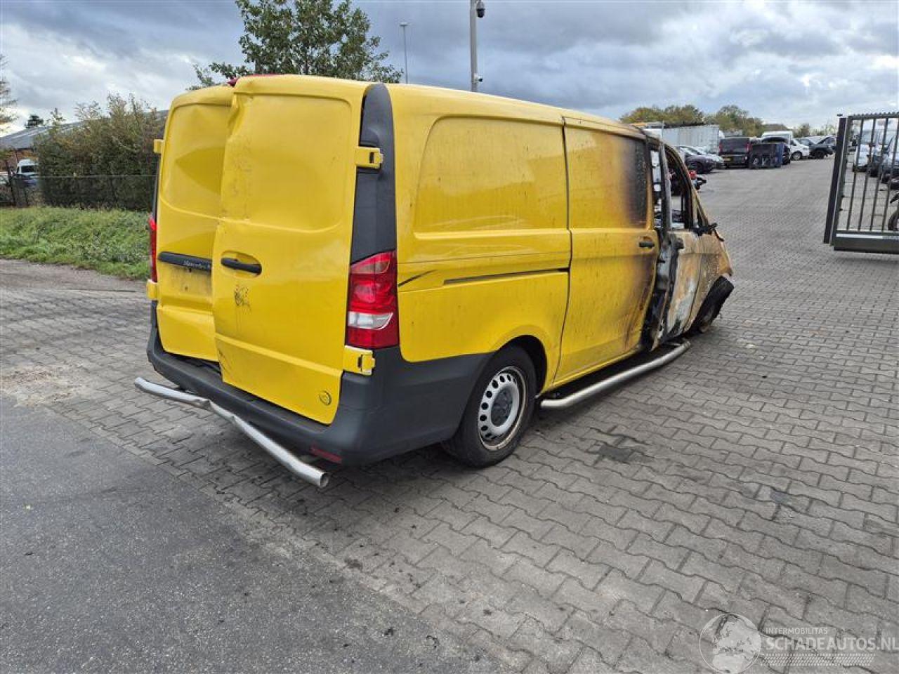 Mercedes Vito 