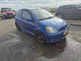 Toyota Yaris 1.5 picture 4