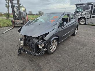 Peugeot 308 1.6 Vti picture 3