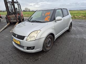 Suzuki Swift 1.3 16v picture 3
