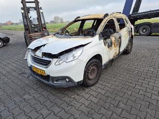 Peugeot 2008 1.2 12v picture 3