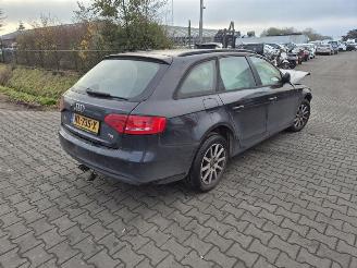 disassembly passenger cars Audi A4 Avant 2.0 TDi 2013/1