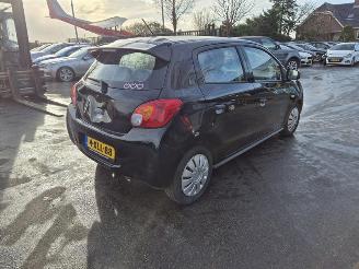 Vaurioauto  passenger cars Mitsubishi Space-star 1.0 12v 2014/9