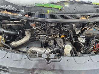 Volkswagen Transporter 2.5 TDi picture 8