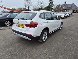 krockskadad bil auto BMW X1 2.0d 2012/3