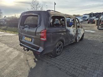 demontáž dodávky Mercedes V-klasse 250d 2015/4