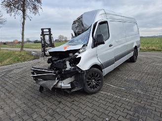 Mercedes Sprinter 317 cdi picture 3