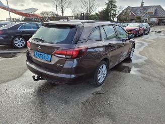 škoda osobní automobily Opel Astra SPORTS TOURER 1.6 CDTi 2016/11