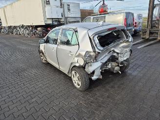 Kia Picanto 1.0 12v picture 2